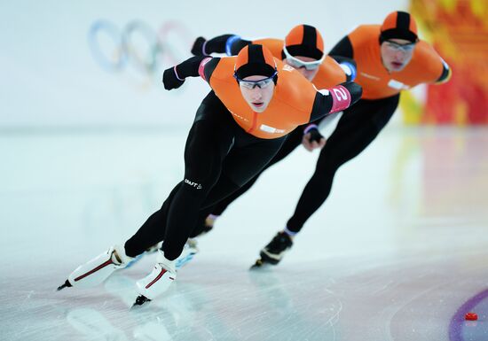 2014 Winter Olympics. Speed skating. Men. Team pursuit. Preliminary rounds
