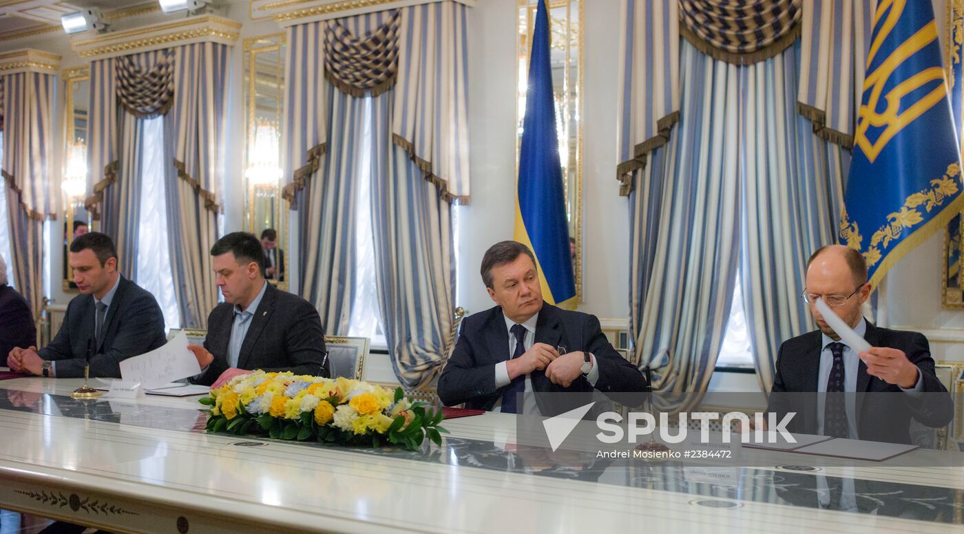 Agreement on resolving crisis in Ukraine signed