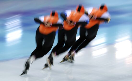 2014 Winter Olympics. Speed skating. Men. Team pursuit. Preliminary rounds