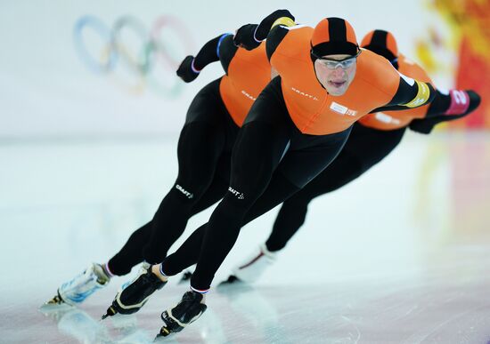 2014 Winter Olympics. Speed skating. Men. Team pursuit. Preliminary rounds