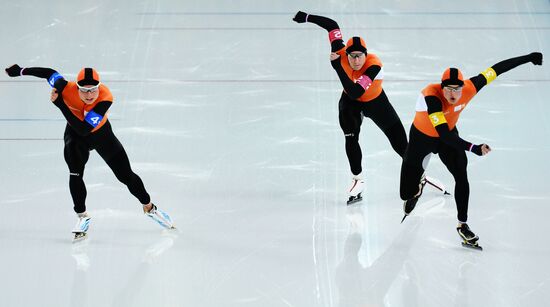 2014 Winter Olympics. Speed skating. Men. Team pursuit. Preliminary rounds