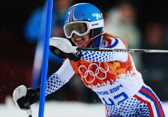 2014 Winter Olympics. Alpine skiing. Women. Slalom