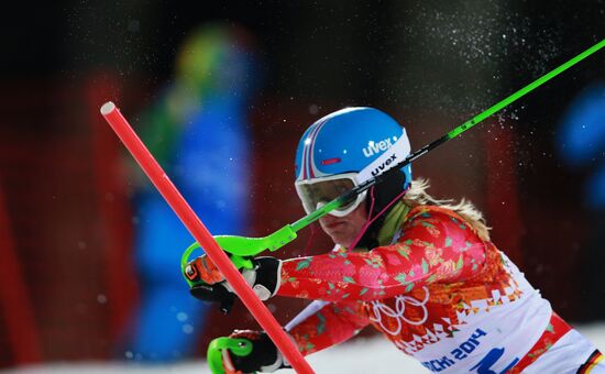 2014 Winter Olympics. Alpine skiing. Women. Slalom