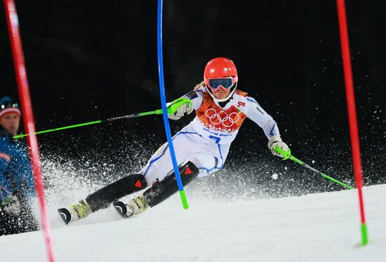 2014 Winter Olympics. Alpine skiing. Women. Slalom
