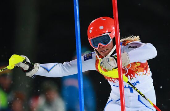 2014 Winter Olympics. Alpine skiing. Women. Slalom