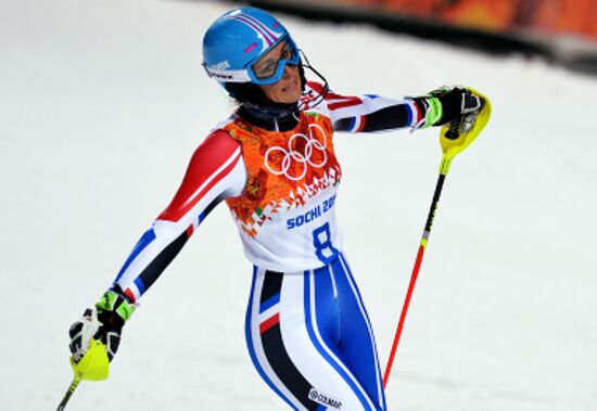 2014 Winter Olympics. Alpine skiing. Women. Slalom
