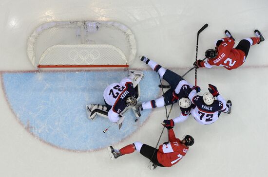 2014 Winter Olympics. Ice hockey. Men. USA vs. Canada