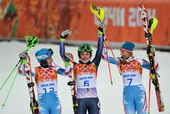 2014 Winter Olympics. Alpine skiing. Women. Slalom