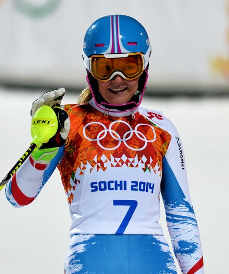 2014 Winter Olympics. Alpine skiing. Women. Slalom