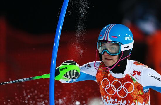 2014 Winter Olympics. Alpine skiing. Women. Slalom