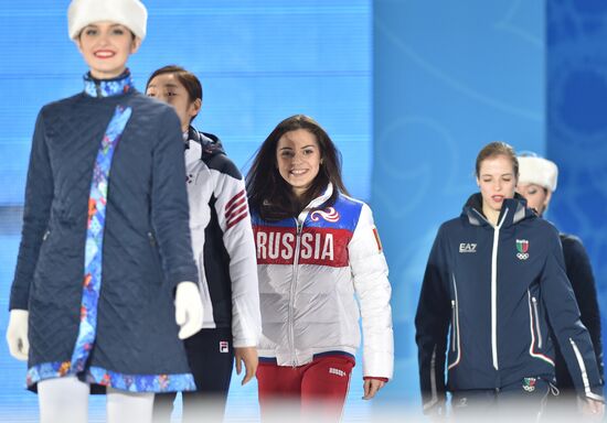 2014 Olympics. Award ceremony. Day Fourteen