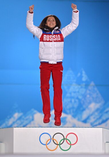 2014 Winter Olympics. Medal ceremony. Day Fourteen