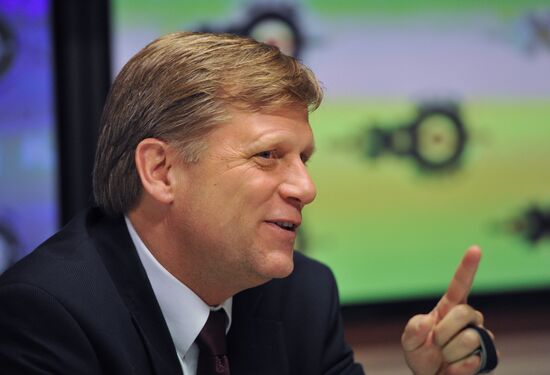 US Ambassador to Russia Michael McFaul speaking live at Echo of Moscow radio station