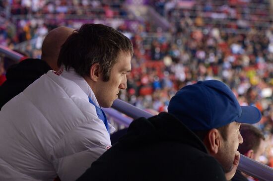 2014 Winter Olympics. Ice hockey. Men. USA vs. Canada