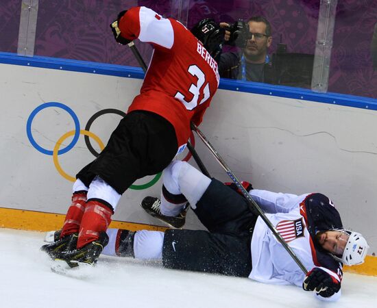 2014 Winter Olympics. Ice hockey. Men. USA vs. Canada