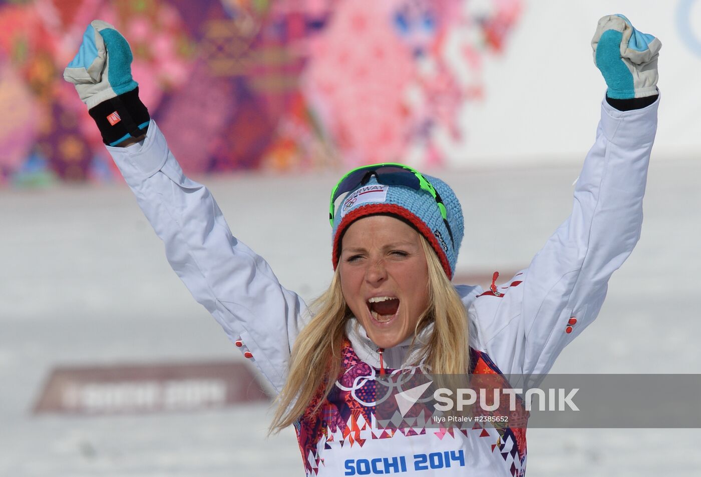 2014 Winter Olympics. Cross-country skiing. Women. Mass start race