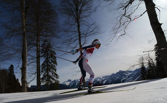 2014 Winter Olympics. Cross country skiing. Women. Mass start race