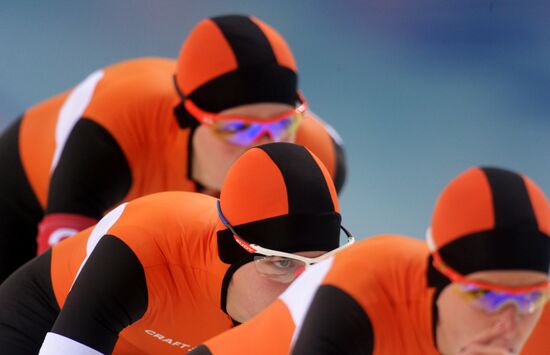 2014 Winter Olympics. Speed skating. Women. Team pursuit. Finals