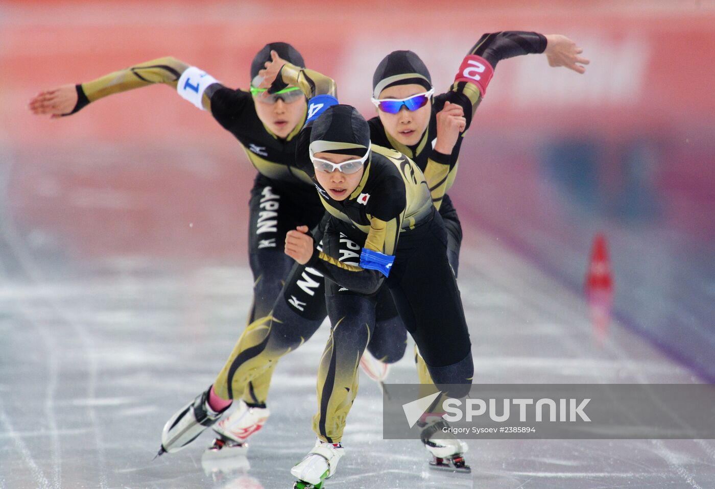 2014 Winter Olympics. Speed skating. Women. Team pursuit. Finals