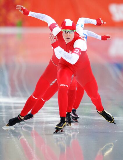 2014 Winter Olympics. Speed skating. Women. Team pursuit. Finals