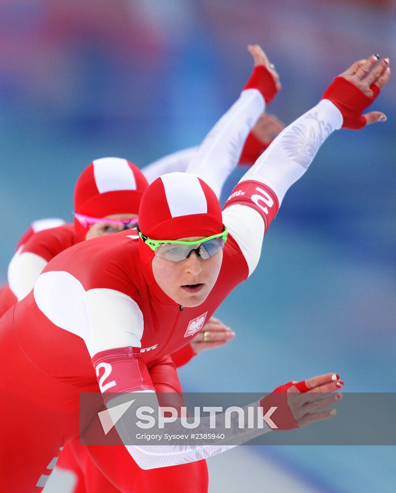 2014 Winter Olympics. Speed skating. Women. Team pursuit. Finals