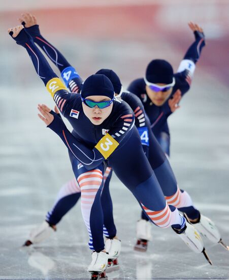 2014 Winter Olympics. Speed skating. Women. Team pursuit. Finals