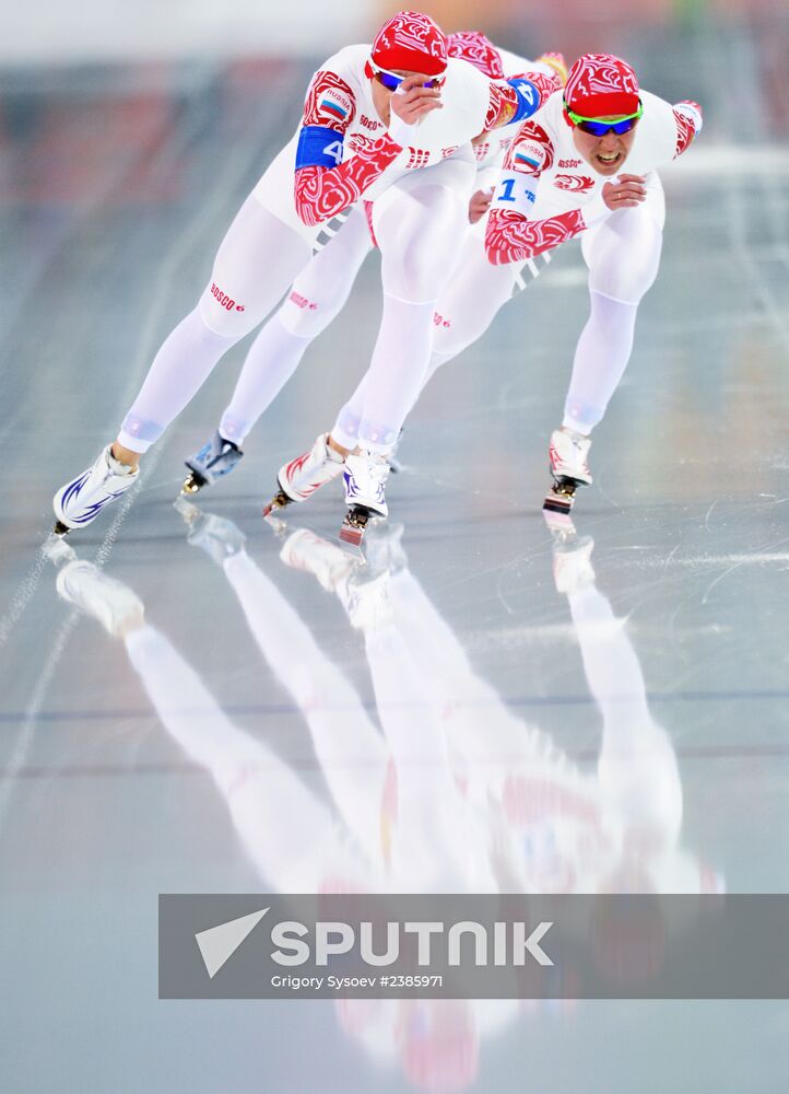 2014 Winter Olympics. Speed skating. Women. Team pursuit. Finals