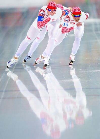 2014 Winter Olympics. Speed skating. Women. Team pursuit. Finals