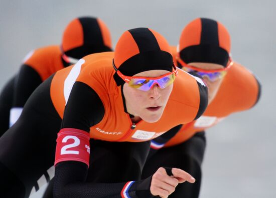 2014 Winter Olympics. Speed skating. Women. Team pursuit. Finals