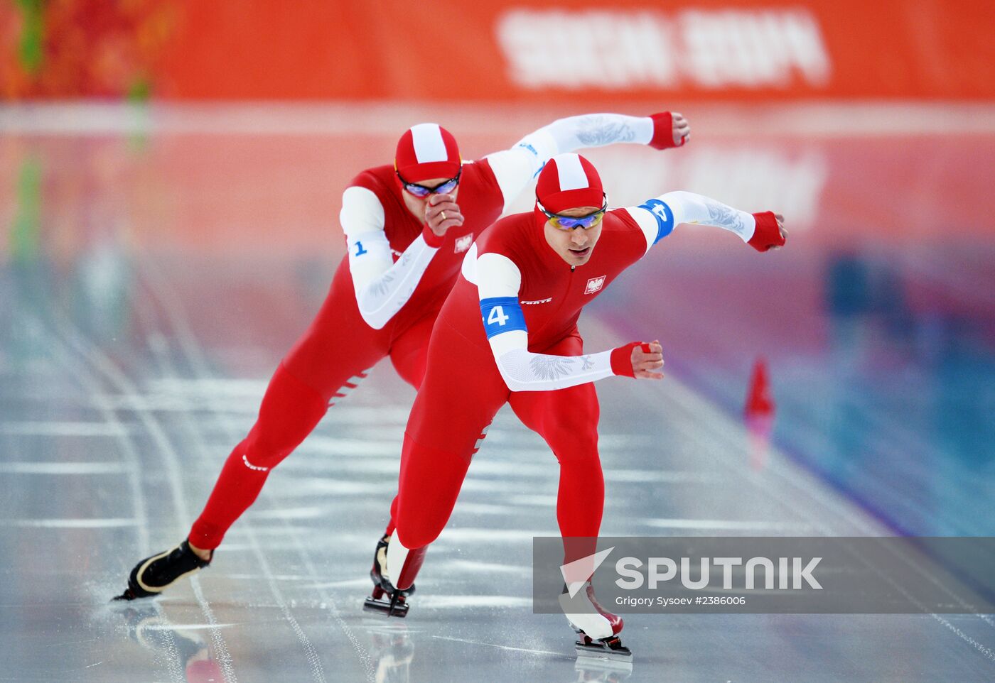 2014 Winter Olympics. Speed skating. Men. Team pursuit. Finals