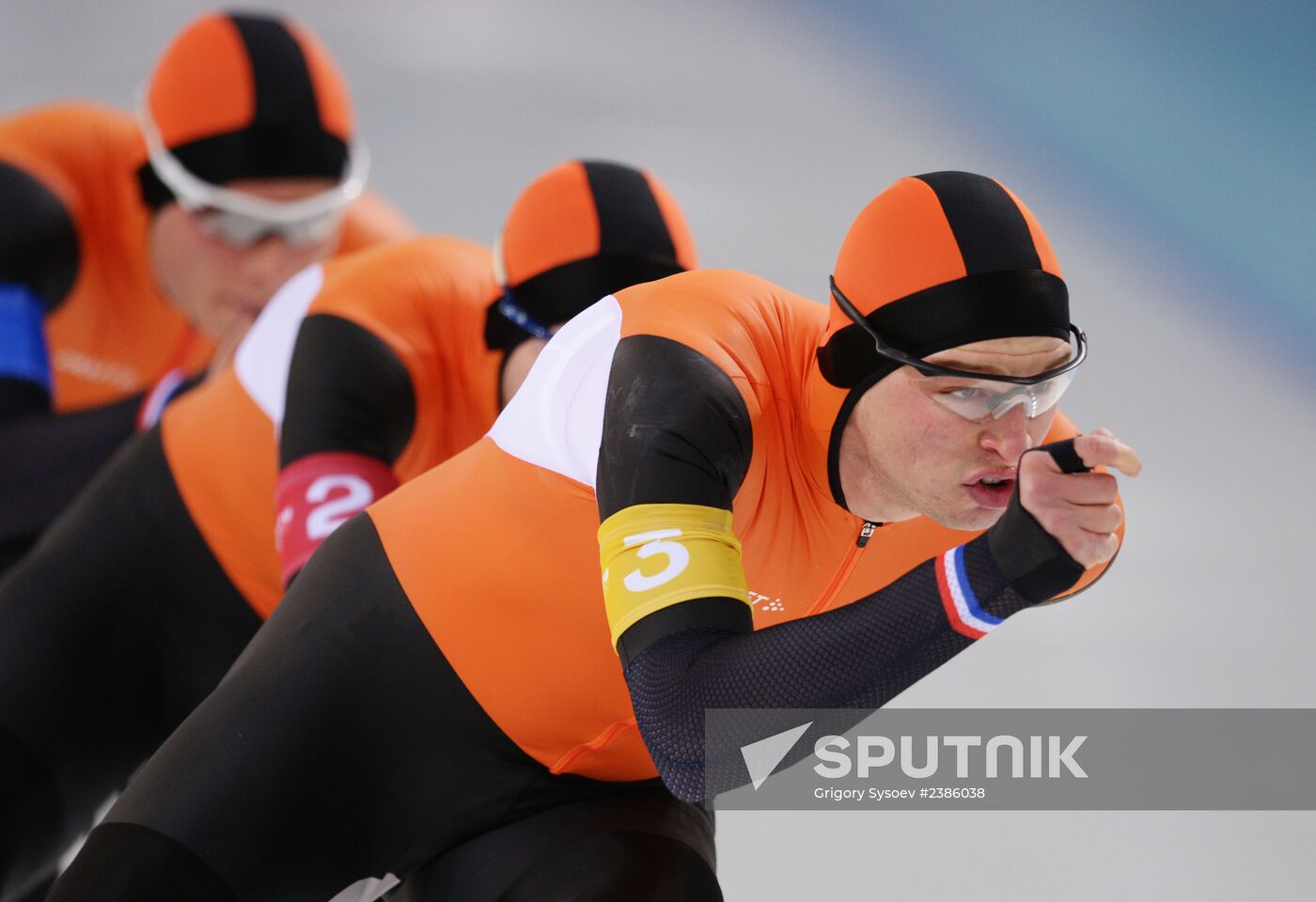 2014 Winter Olympics. Speed skating. Men. Team pursuit. Finals