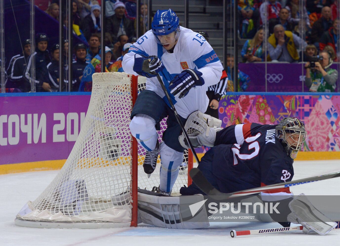 2014 Winter Olympics. Ice hockey. Men. Bronze medal match