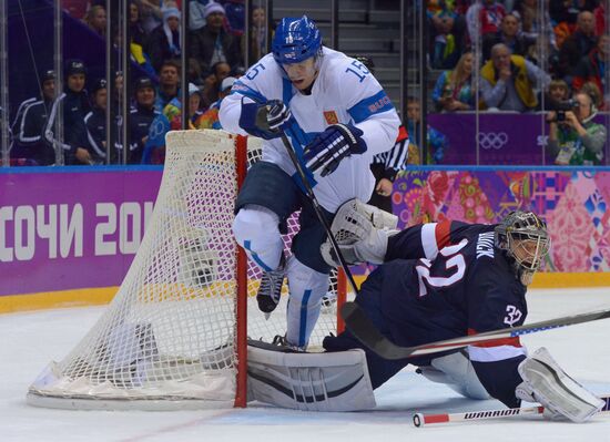 2014 Winter Olympics. Ice hockey. Men. Bronze medal match