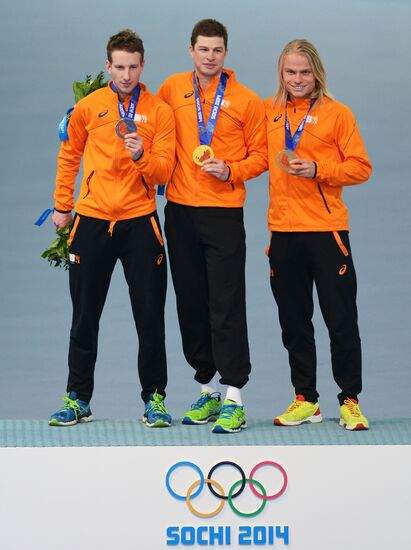 2014 Winter Olympics. Speed skating. Men. Team pursuit. Finals