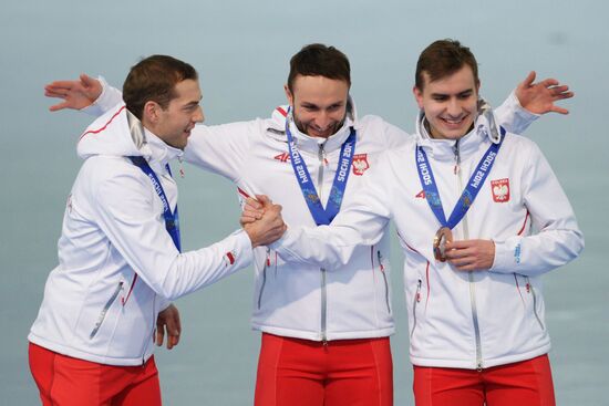 2014 Winter Olympics. Speed skating. Men. Team pursuit. Finals