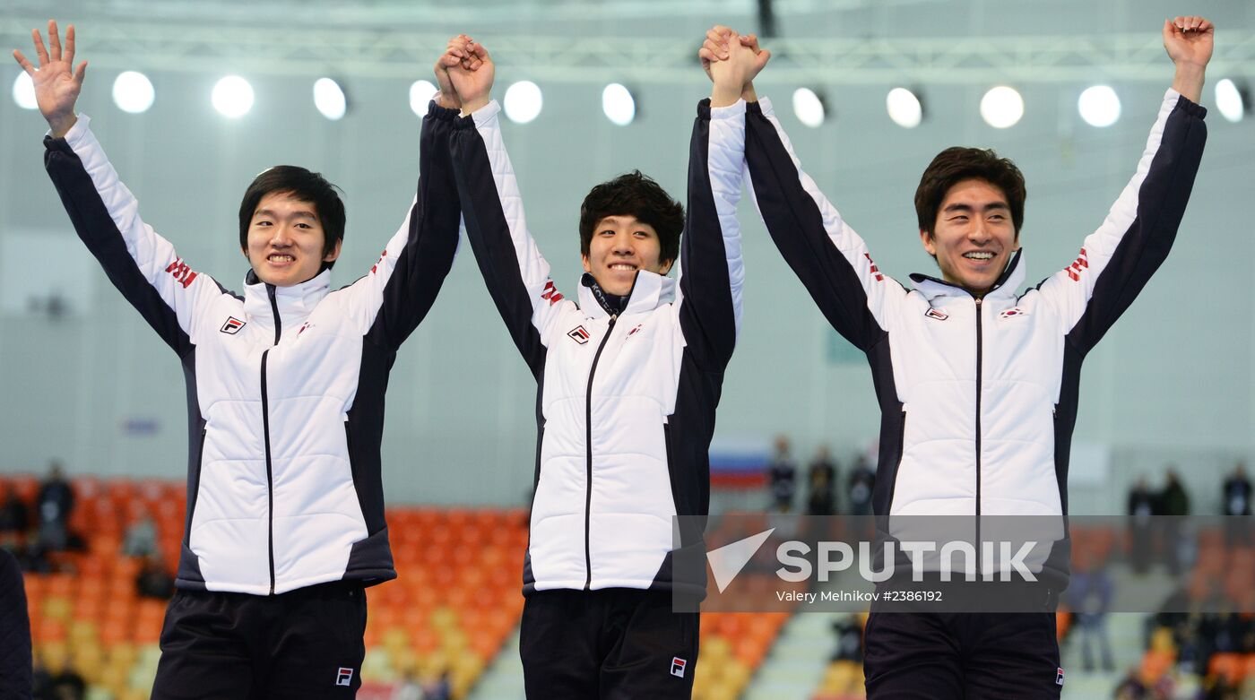 2014 Winter Olympics. Speed skating. Men. Team pursuit. Finals