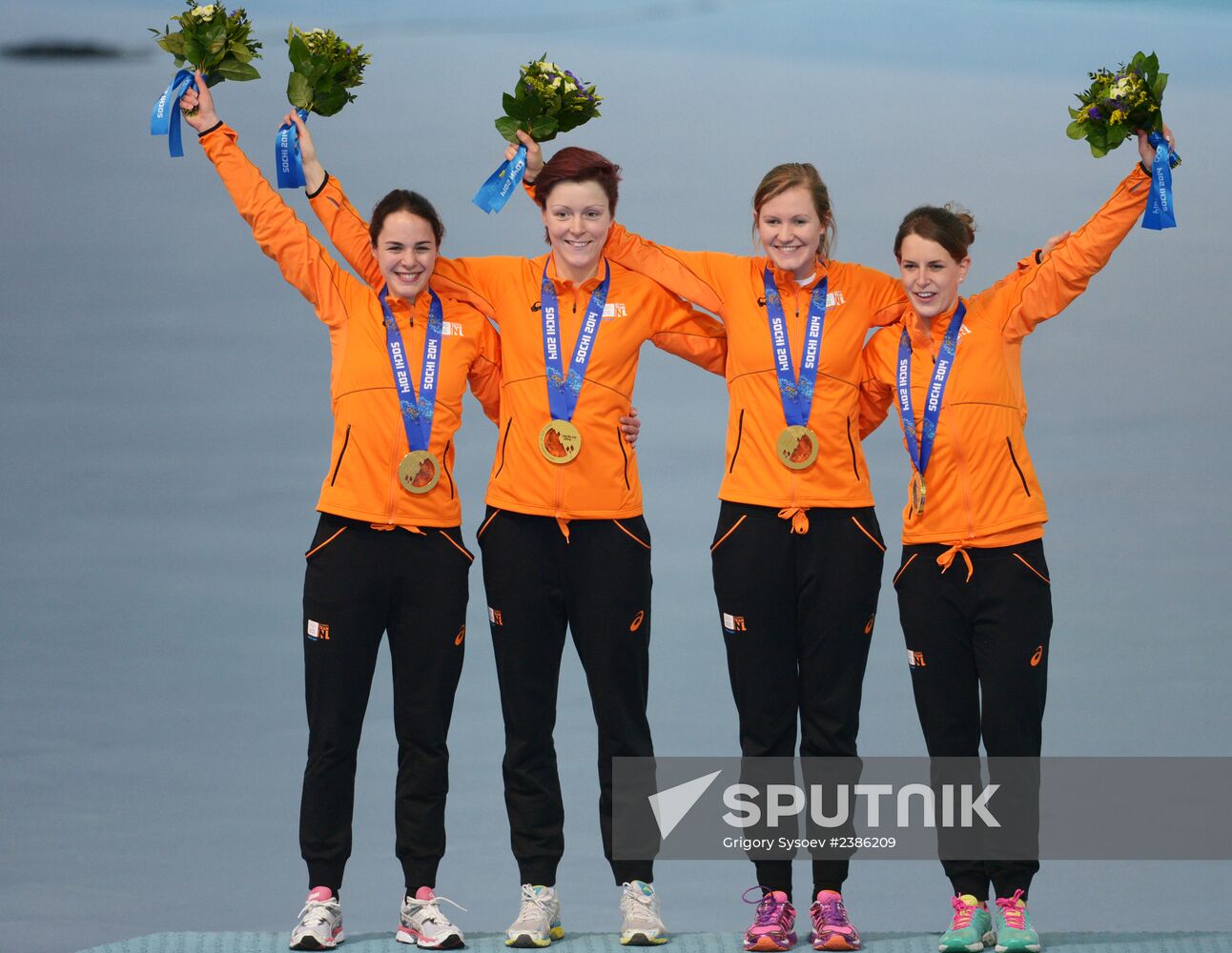2014 Winter Olympics. Speed skating. Women. Team pursuit. Finals