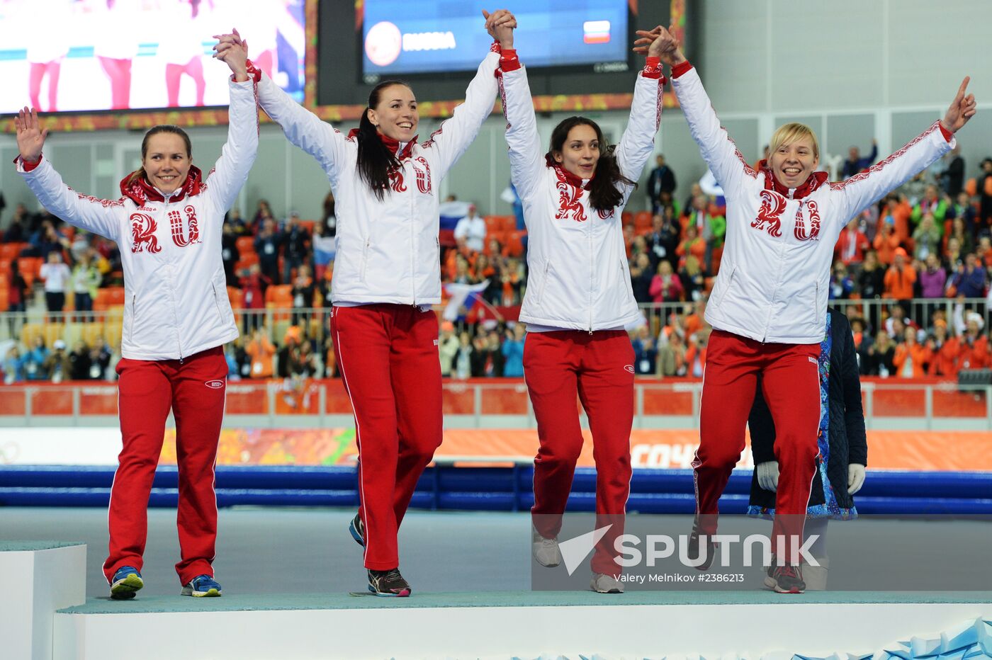 2014 Winter Olympics. Speed skating. Women. Team pursuit. Finals