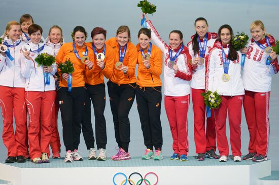 2014 Winter Olympics. Speed skating. Women. Team pursuit. Finals