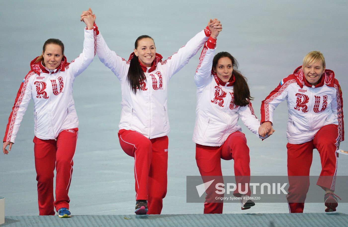 2014 Winter Olympics. Speed skating. Women. Team pursuit. Finals