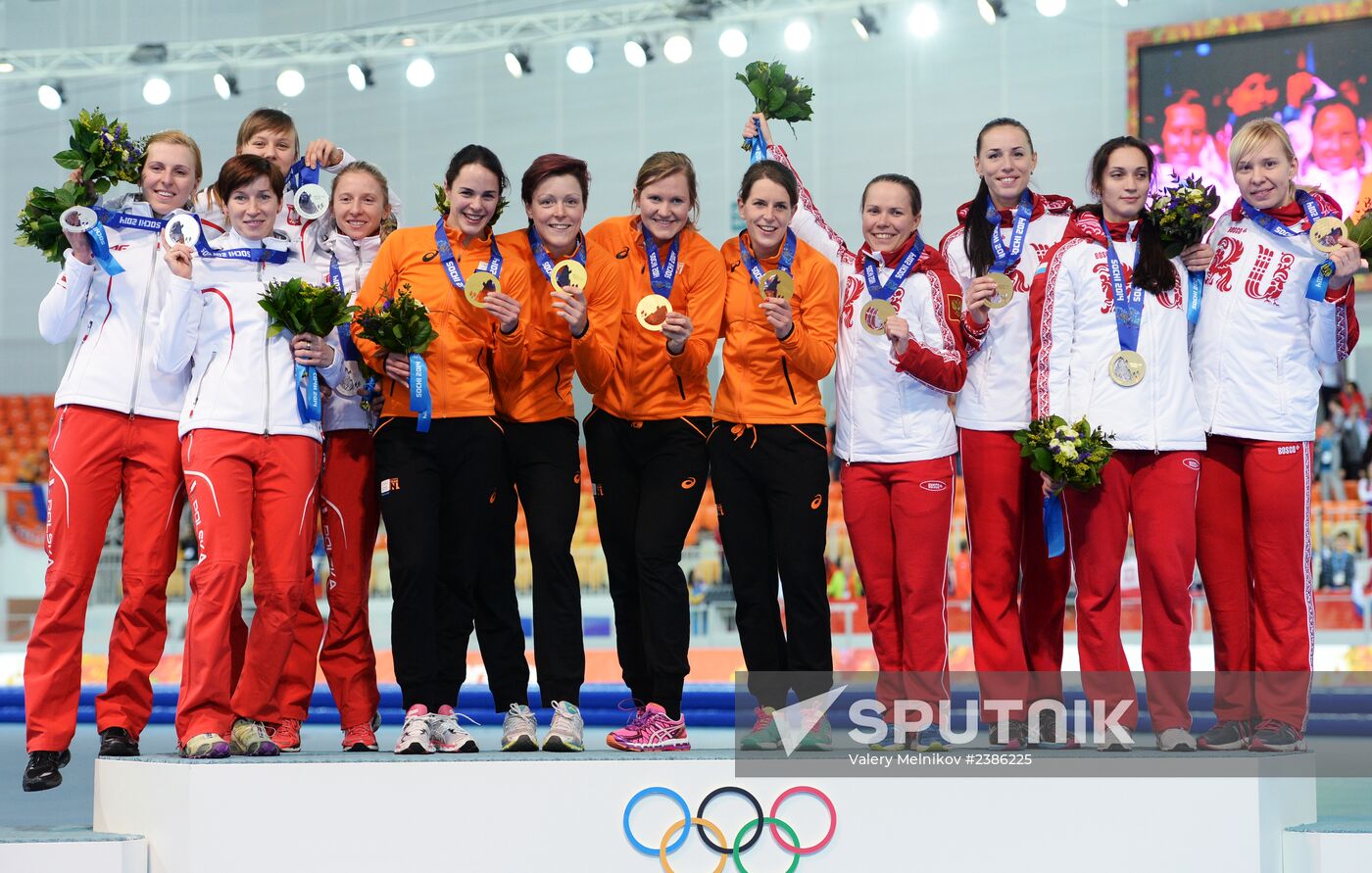 2014 Winter Olympics. Speed skating. Women. Team pursuit. Finals