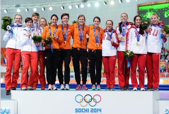 2014 Winter Olympics. Speed skating. Women. Team pursuit. Finals