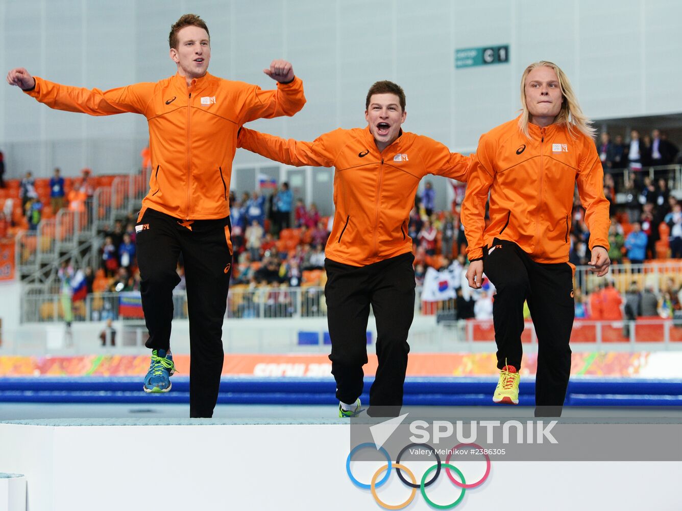 2014 Winter Olympics. Speed skating. Men. Team pursuit. Finals