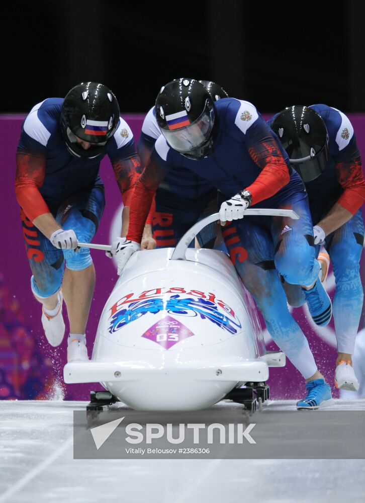 2014 Winter Olympics. Bobsleigh. Four-man. Day One