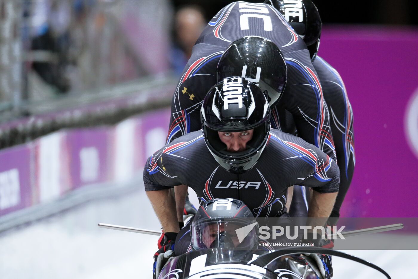 2014 Winter Olympics. Bobsleigh. Four-man. Day One