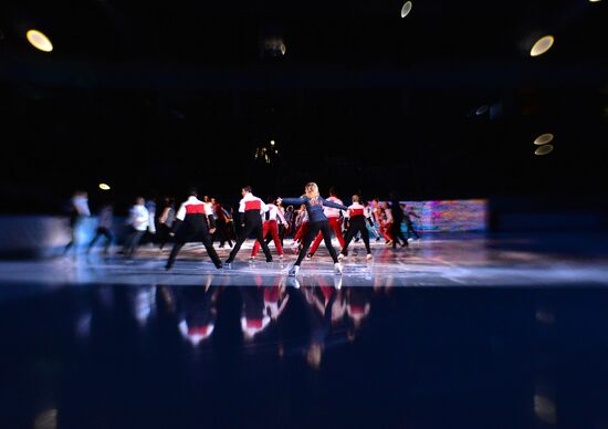 2014 Winter Olympics. Figure skating. Exhibition gala