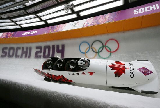 2014 Winter Olympics. Bobsleigh. Four-man. Day One