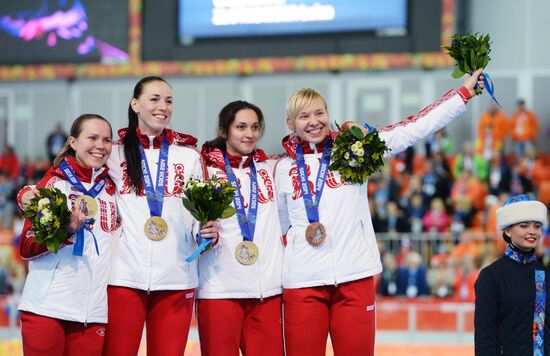 2014 Winter Olympics. Speed skating. Women. Team pursuit. Finals