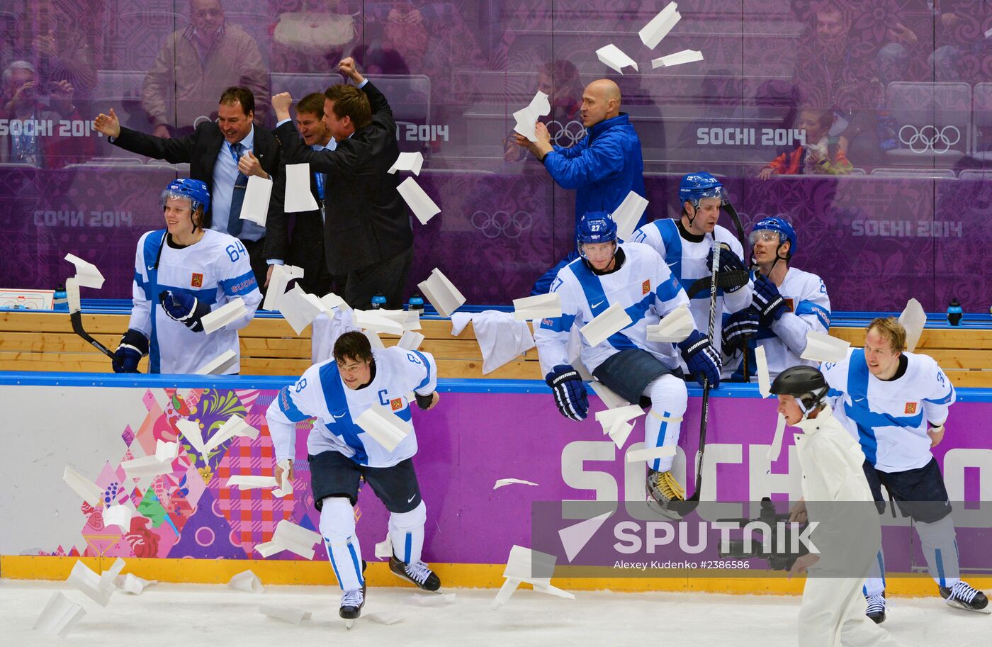 2014 Winter Olympics. Ice hockey. Men. Bronze medal match