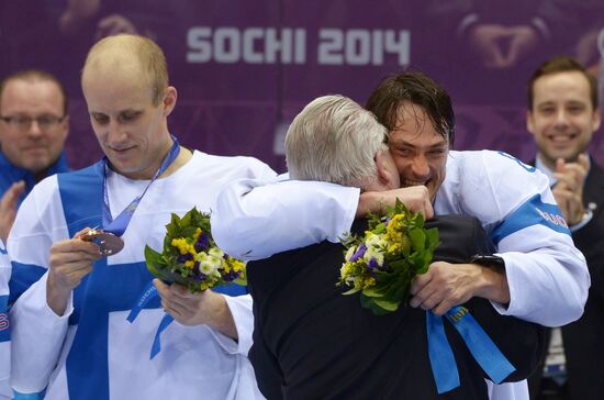 2014 Winter Olympics. Ice hockey. Men. Bronze medal match